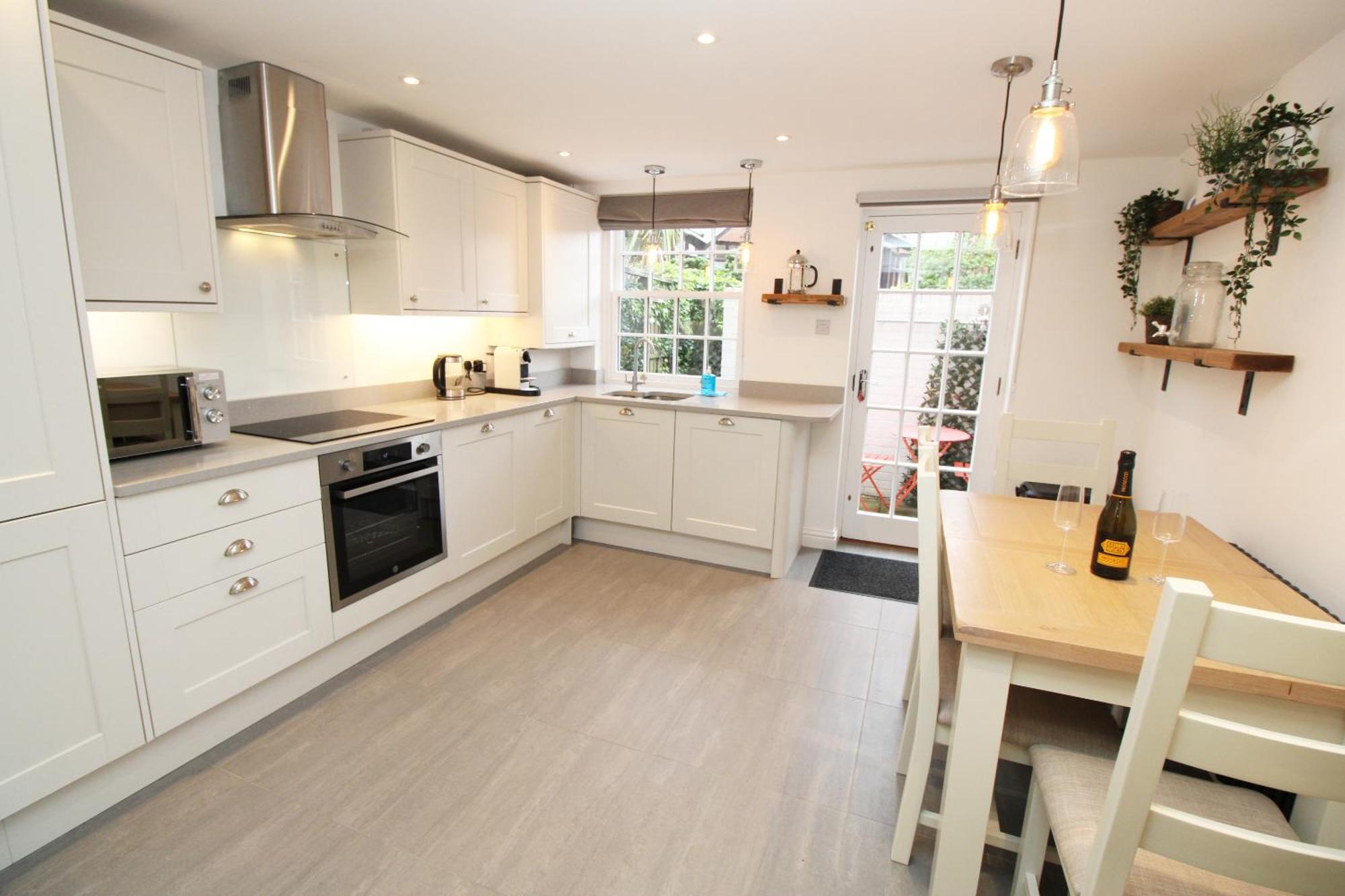 Chester City Centre Town House ภายนอก รูปภาพ