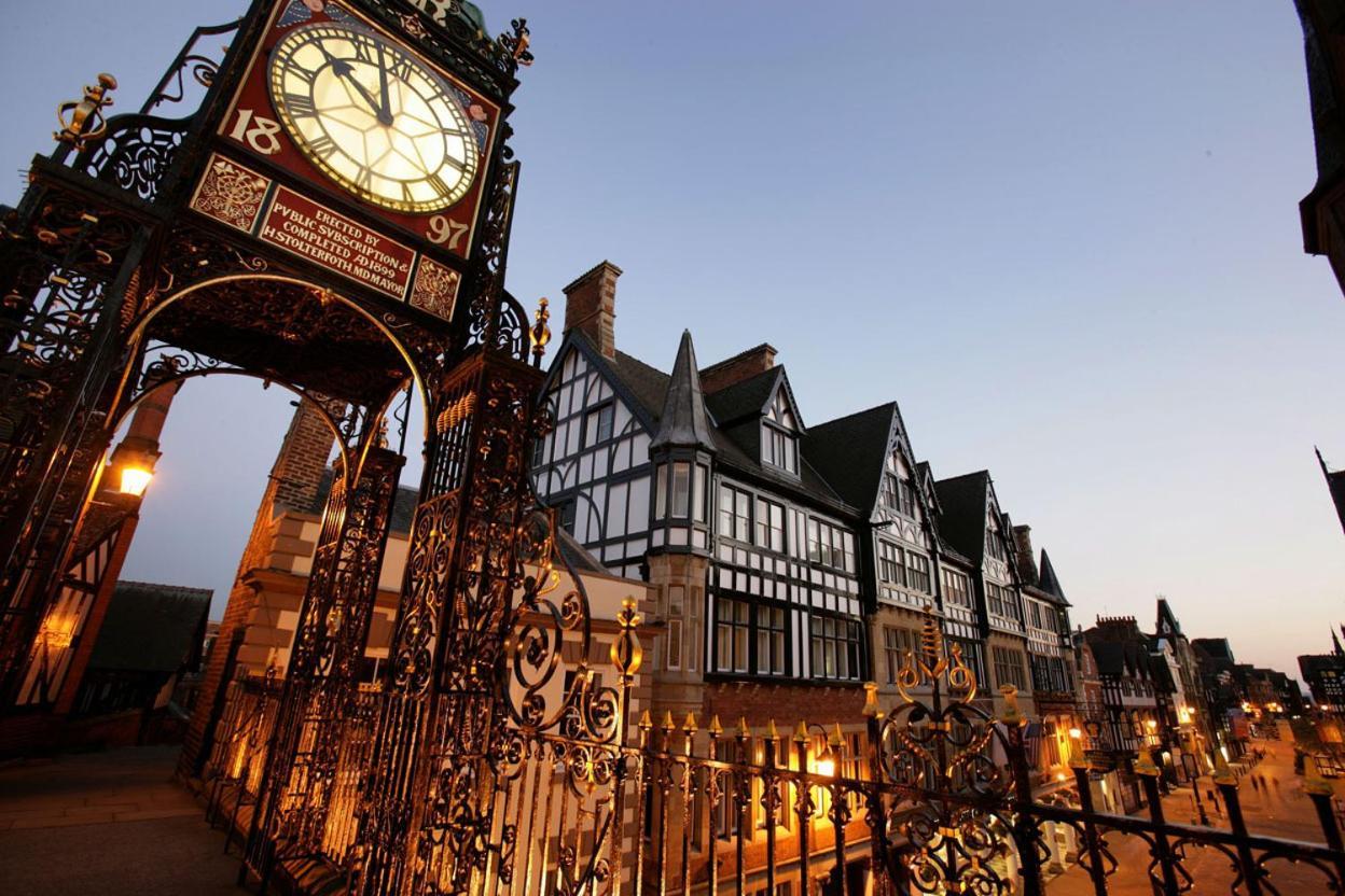 Chester City Centre Town House ภายนอก รูปภาพ